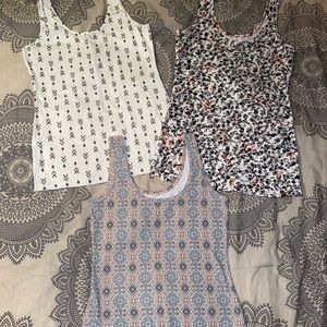 Set of 3 Maurices tanks